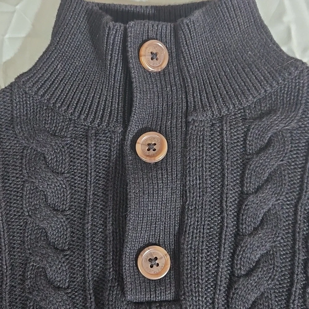 GAP Kids Size Small 6/7 Black  Cable Knit Turtleneck Sweater